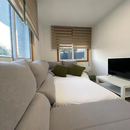Amplio Cerca De La Playa 6 Apartamento